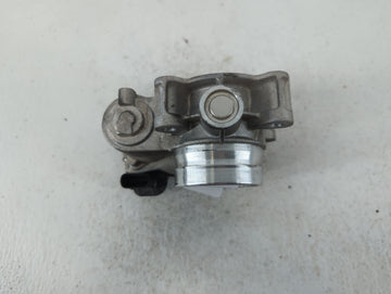 2016-2021 Chevrolet Malibu Throttle Body P/N:12671379AA Fits Fits 2016 2017 2018 2019 2020 2021 2022 OEM Used Auto Parts