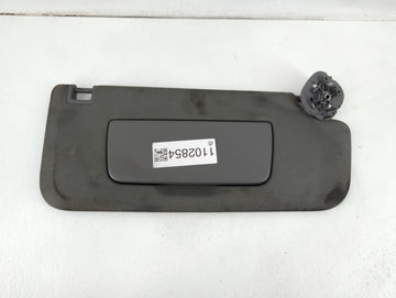 2019-2022 Chevrolet Silverado 1500 Sun Visor Shade Replacement Passenger Right Mirror Fits Fits 2019 2020 2021 2022 OEM Used Auto Parts