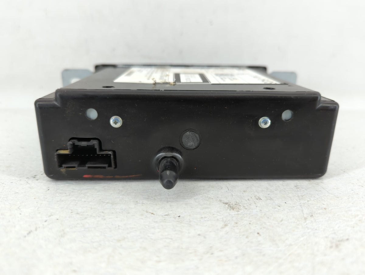 2015-2019 Chevrolet Silverado 1500 Am Fm Cd Player Radio Receiver 515529 - Oemusedautoparts1.com