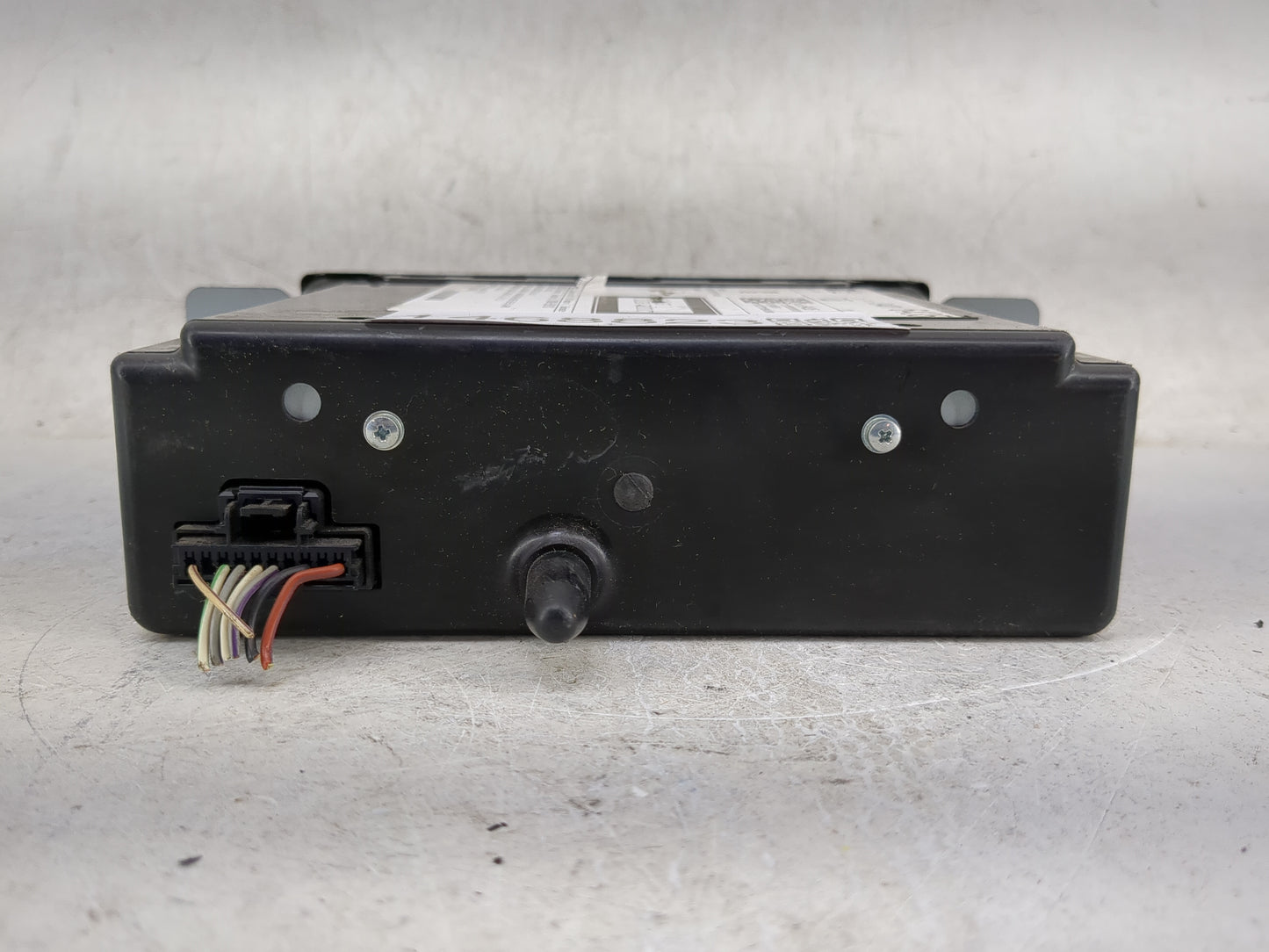2019 Chevrolet Silverado 1500 Classic Radio AM FM Cd Player Receiver Replacement P/N:84016435 113000-6261B101 Fits Fits 2018