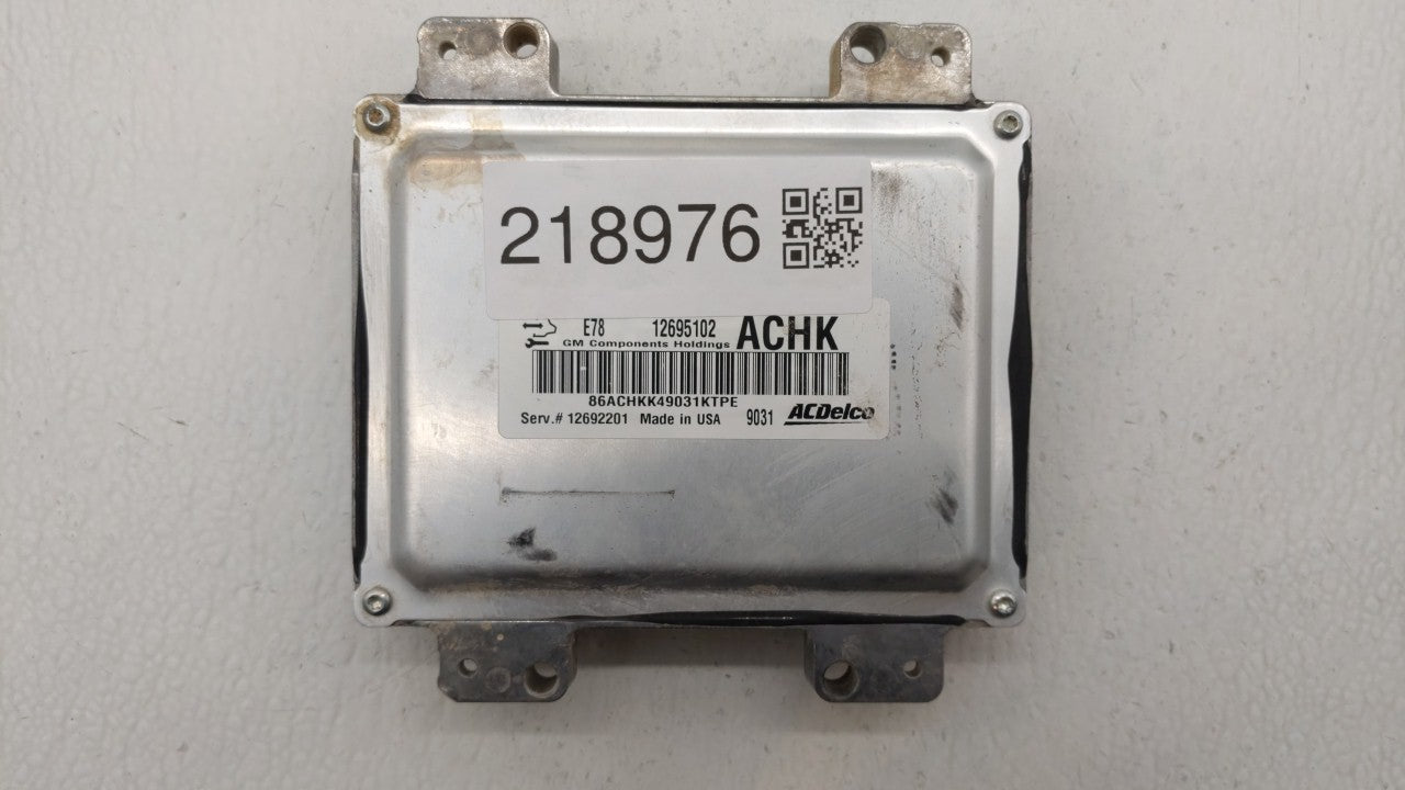 2019 Chevrolet Silverado 2500 PCM Engine Control Computer ECU ECM PCU OEM P/N:12668986 12679097 Fits Fits 2017 2018 2020 202