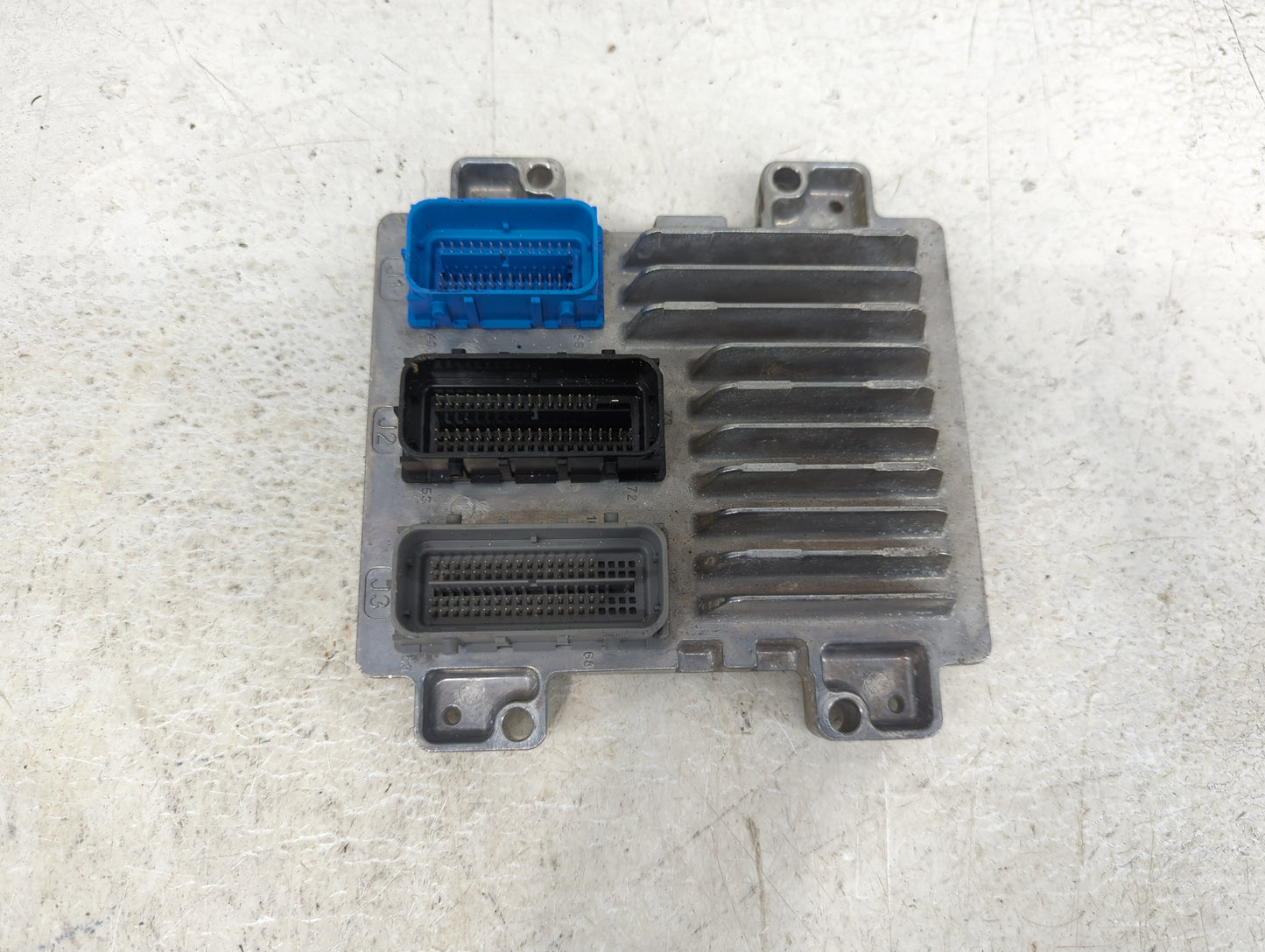 2017-2019 Chevrolet Sonic PCM Engine Control Computer ECU ECM PCU OEM P/N:12695536 12692201 Fits Fits 2017 2018 2019 2020 20