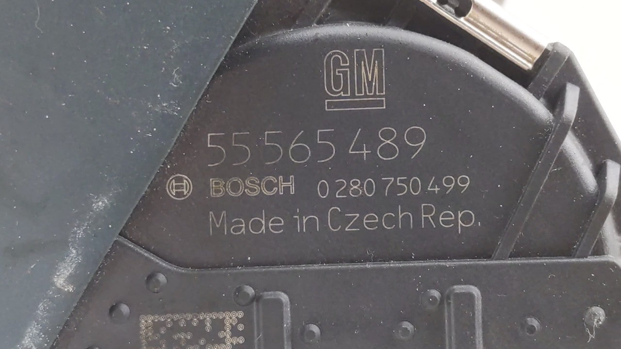 2012-2018 Chevrolet Sonic Throttle Body P/N:55565489 12644239AA, 55581662 Fits Fits 2011 2012 2013 2014 2015 2016 2017 2018