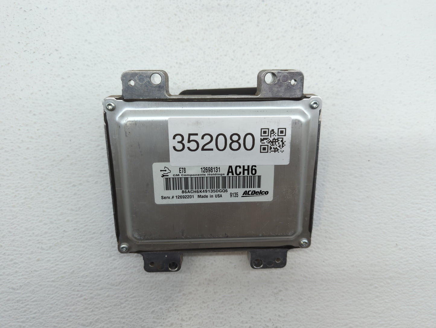 2017-2018 Chevrolet Sonic PCM Engine Control Computer ECU ECM PCU OEM P/N:12697793 12706635, 12679097 Fits Fits 2017 2018 20