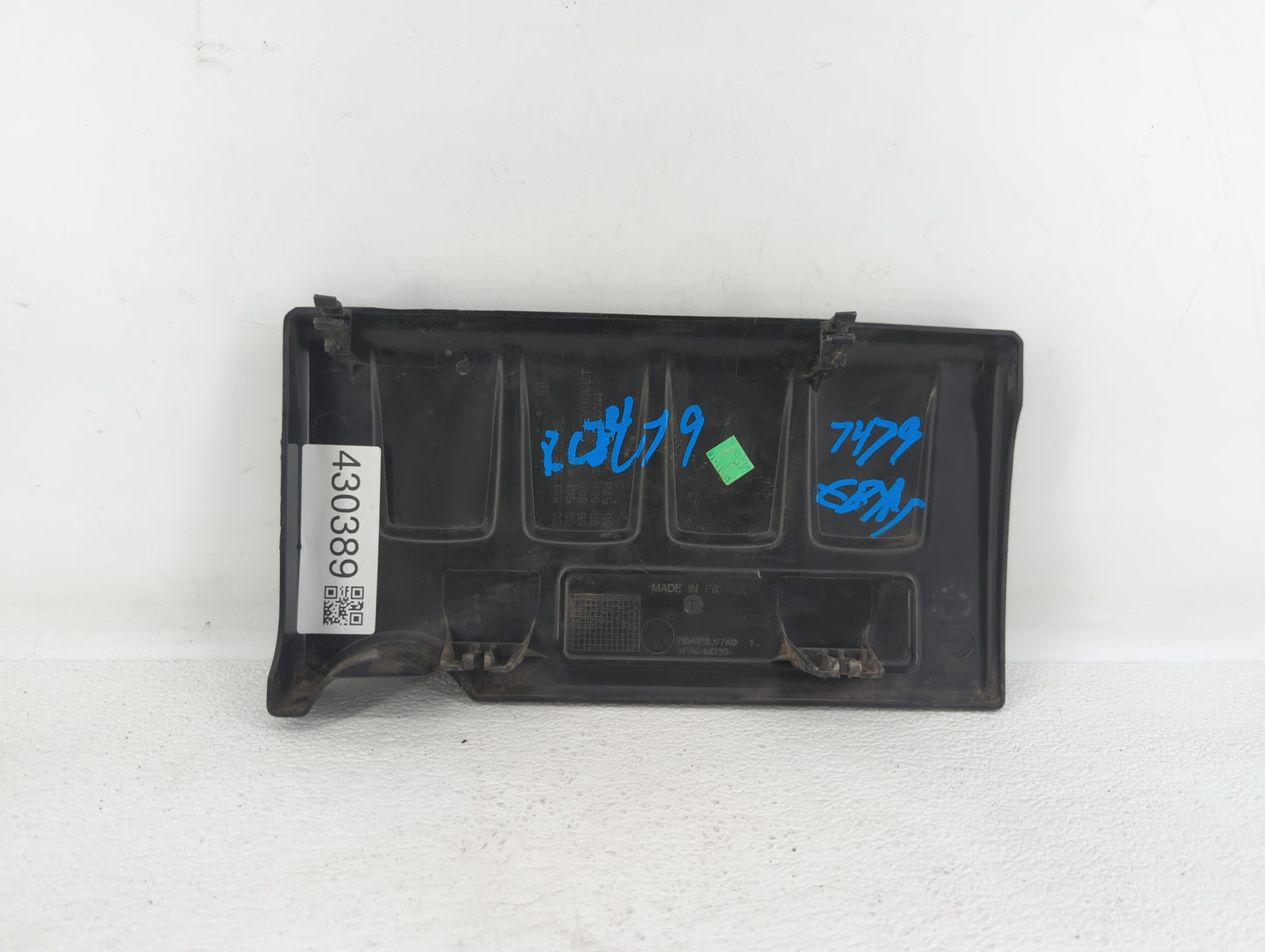 2019 Chevrolet Sonic Engine Cover - Oemusedautoparts1.com