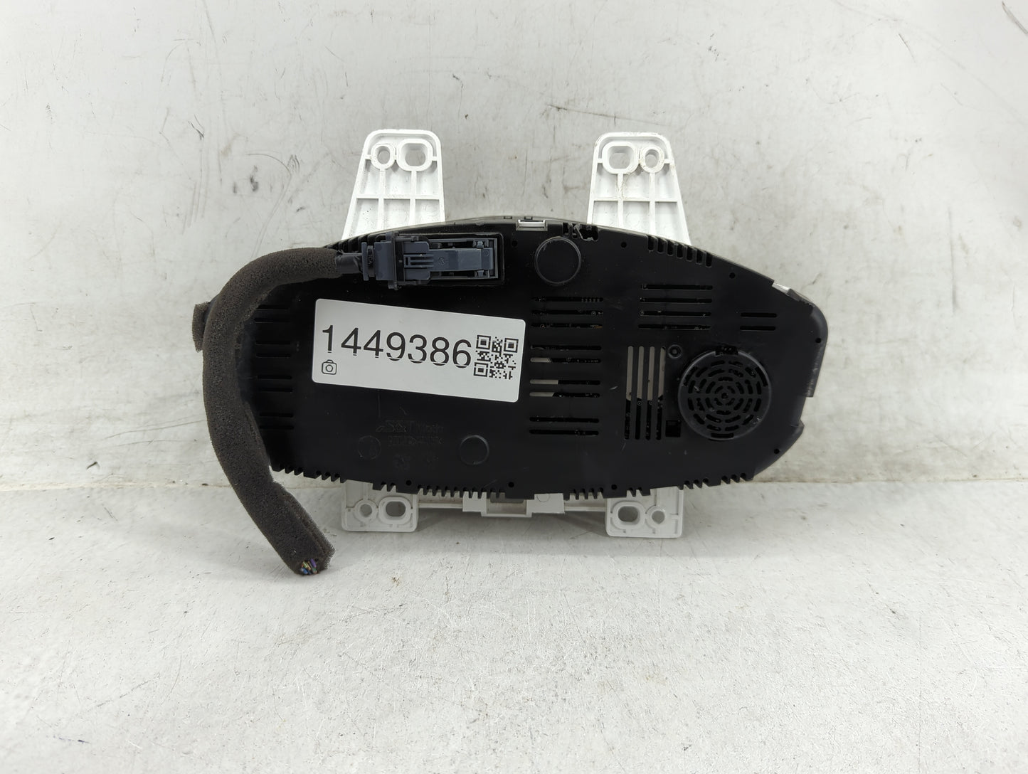 2019-2021 Chevrolet Spark Instrument Cluster Speedometer Gauges P/N:42680492 Fits Fits 2019 2020 2021 OEM Used Auto Parts -