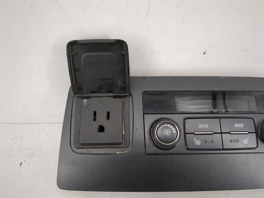 2019 Chevrolet Suburban 1500 Climate Control Module Temperature AC/Heater Replacement P/N:23467328 Fits OEM Used Auto Parts