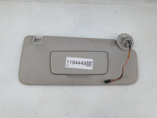 2018-2022 Chevrolet Traverse Sun Visor Shade Replacement Passenger Right Mirror Fits Fits 2018 2019 2020 2021 2022 OEM Used Auto Parts