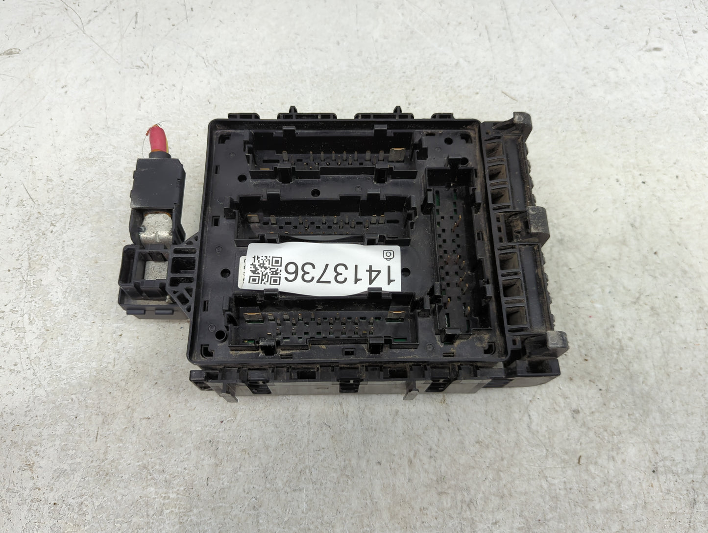 2018-2019 Chevrolet Traverse Fusebox Fuse Box Panel Relay Module P/N:7171-4521-30 Fits Fits 2018 2019 OEM Used Auto Parts -