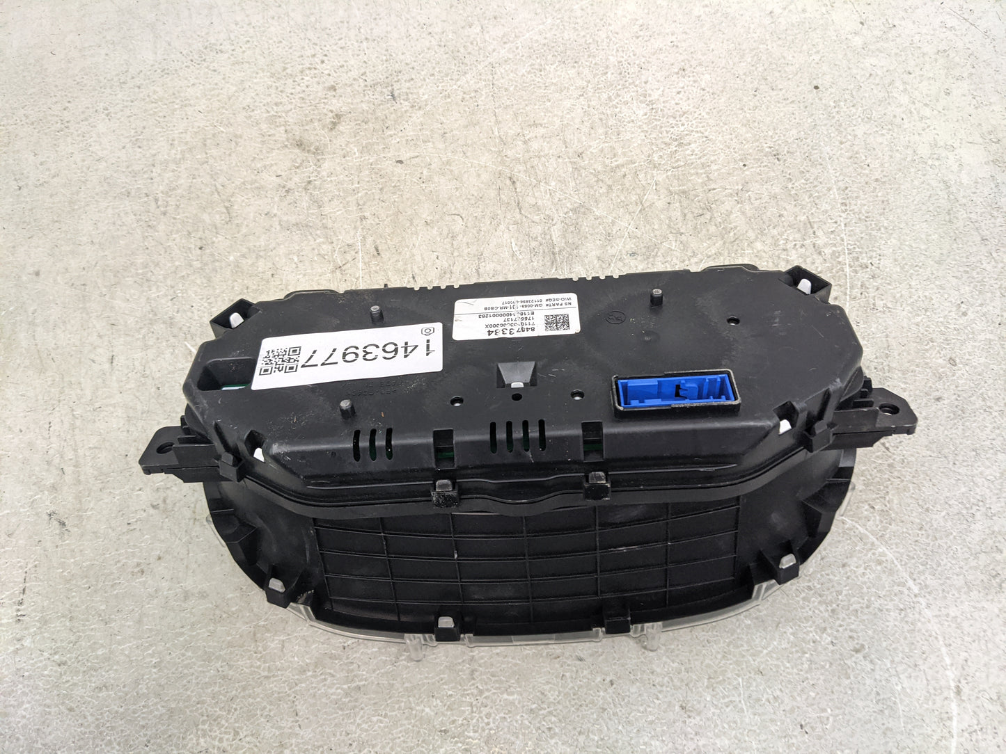 2018-2019 Chevrolet Traverse Instrument Cluster Speedometer Gauges P/N:84973334 GM-0059-101-MR-C80B Miles:107K Fits Fits 201