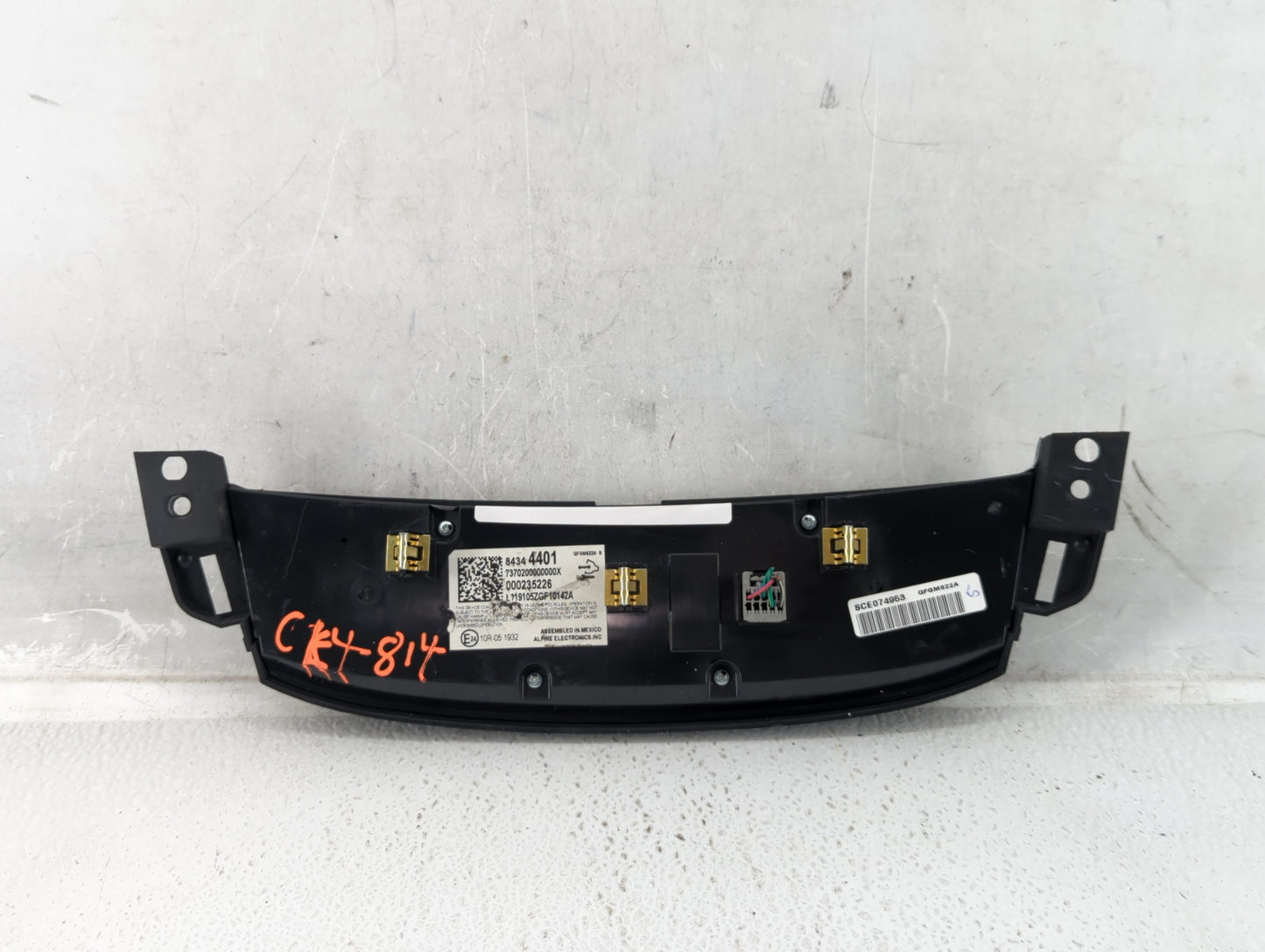 2018-2022 Chevrolet Traverse Climate Control Module Temperature AC/Heater Replacement P/N:84344401 Fits OEM Used Auto Parts