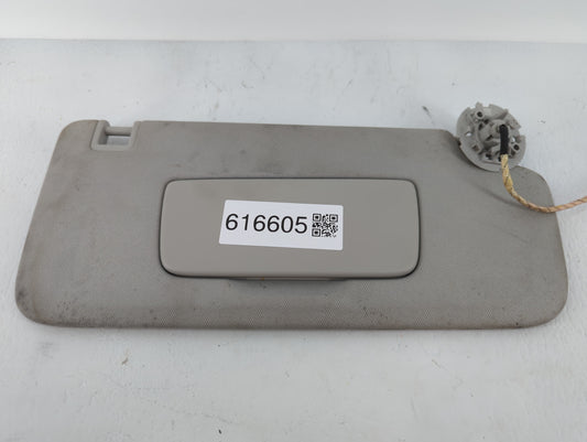 2018-2022 Chevrolet Traverse Sun Visor Shade Replacement Passenger Right Mirror Fits Fits 2018 2019 2020 2021 2022 OEM Used Auto Parts