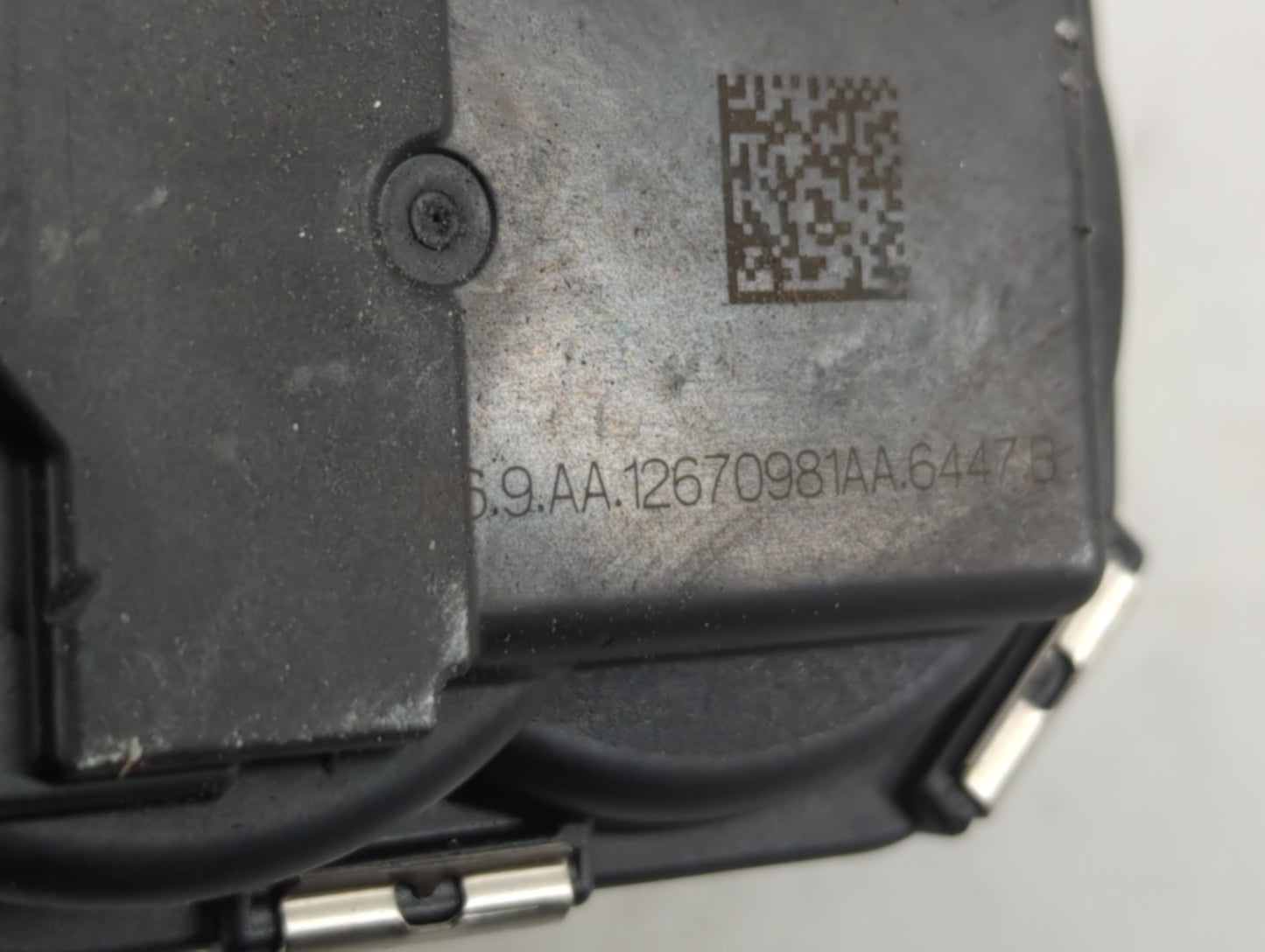 2017-2022 Chevrolet Traverse Throttle Body P/N:12670981AA Fits Fits 2012 2013 2014 2015 2016 2017 2018 2019 2020 2021 2022 O