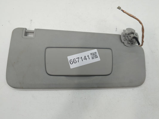 2018-2022 Chevrolet Traverse Sun Visor Shade Replacement Passenger Right Mirror Fits Fits 2018 2019 2020 2021 2022 OEM Used Auto Parts