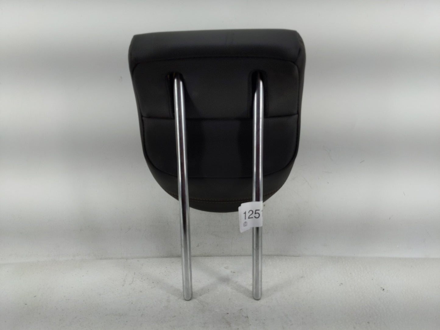 2019 Chevrolet Trax Headrest Head Rest Front Driver Passenger Seat Fits OEM Used Auto Parts - Oemusedautoparts1.com