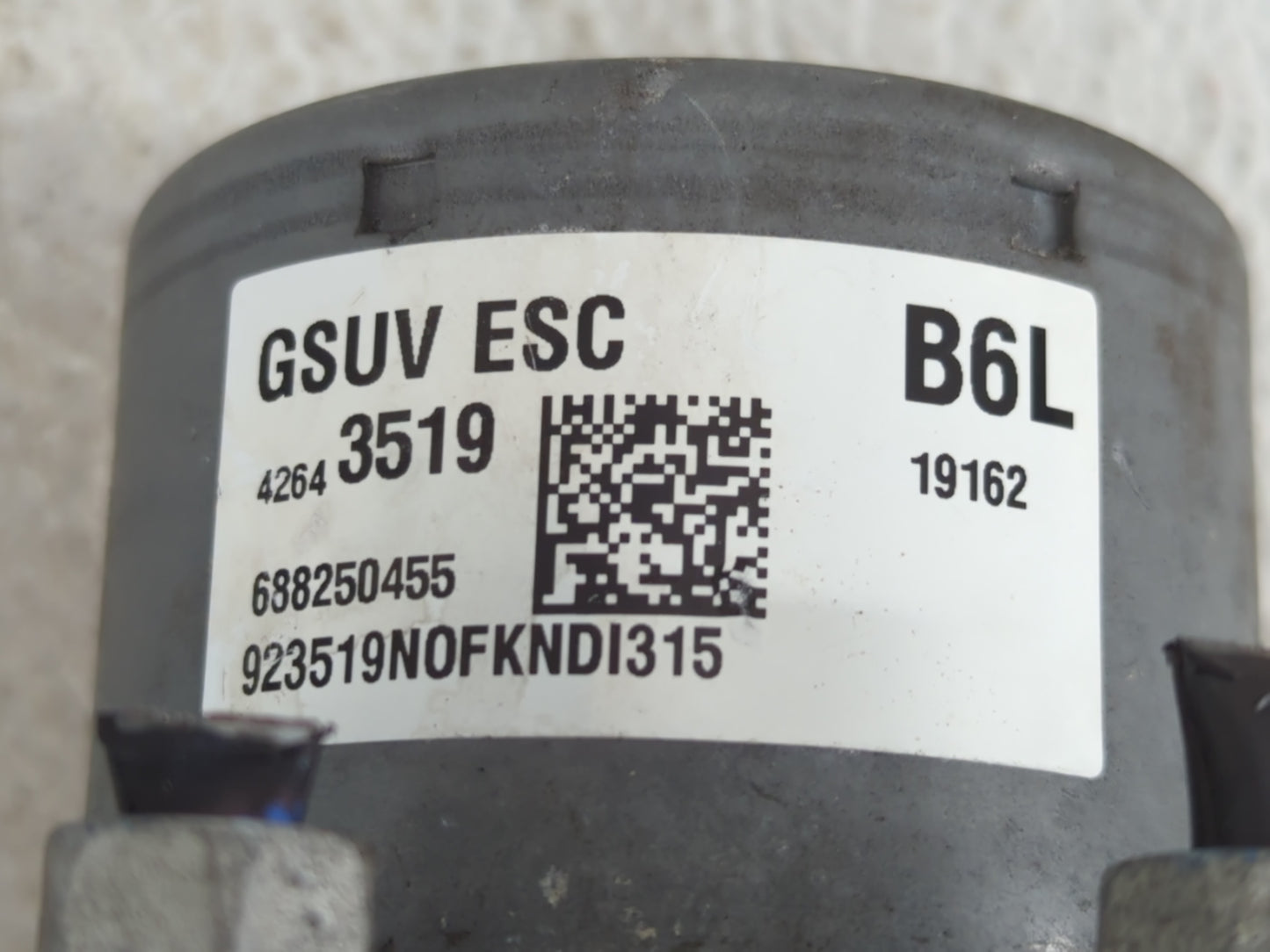 2017-2021 Chevrolet Trax ABS Pump Control Module Replacement P/N:42643519 Fits Fits 2017 2018 2019 2020 2021 OEM Used Auto P