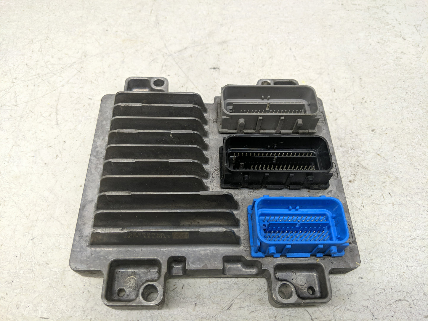 2017-2021 Chevrolet Trax PCM Engine Control Computer ECU ECM PCU OEM P/N:12692201 12695536 Fits Fits 2017 2018 2019 2020 202