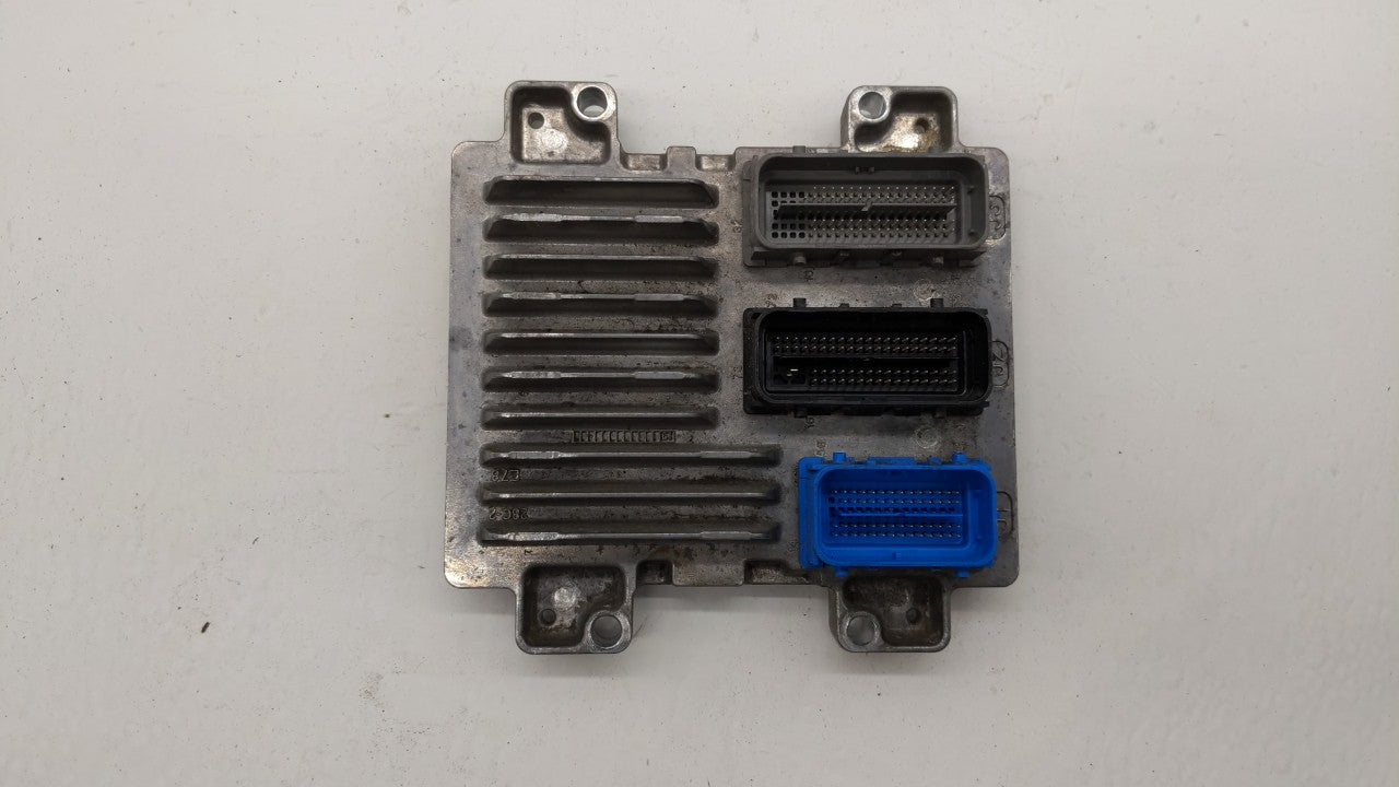 2017-2021 Chevrolet Trax PCM Engine Control Computer ECU ECM PCU OEM P/N:12685776 12668986 Fits Fits 2017 2018 2019 2020 202