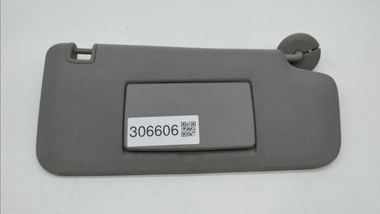 2017-2018 Chevrolet Trax Sun Visor Shade Replacement Passenger Right Mirror Fits Fits 2017 2018 OEM Used Auto Parts