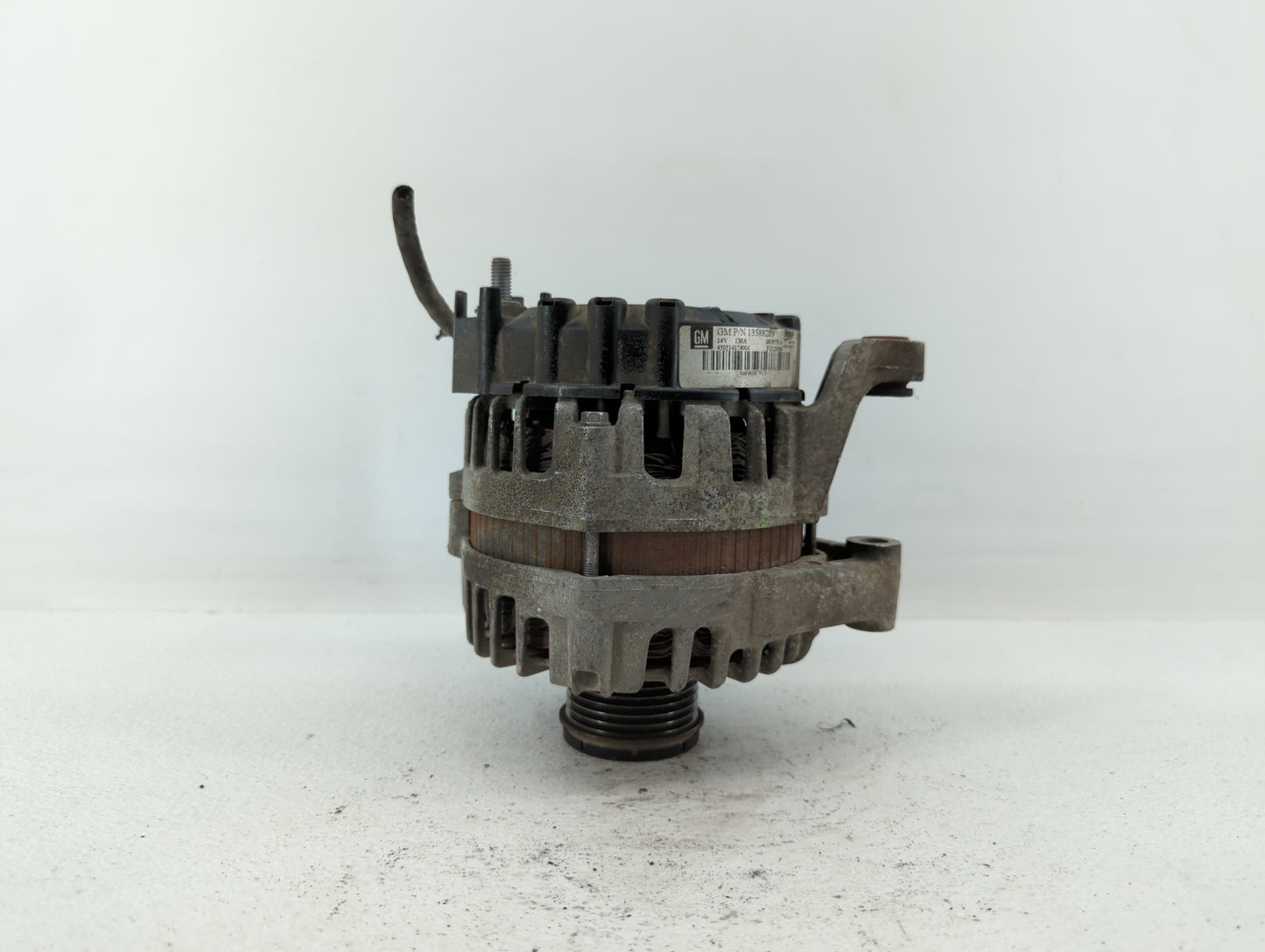 2013-2018 Chevrolet Trax Alternator Replacement Generator Charging Assembly Engine OEM P/N:13577154 13597226 Fits OEM Used A