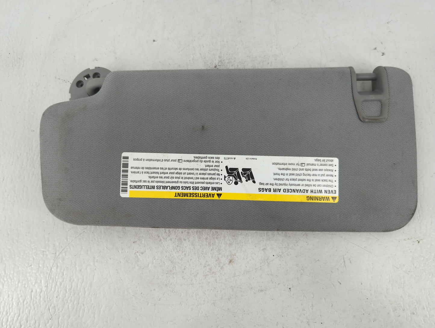 2017-2021 Chevrolet Trax Sun Visor Shade Replacement Passenger Right Mirror Fits Fits 2017 2018 2019 2020 2021 OEM Used Auto