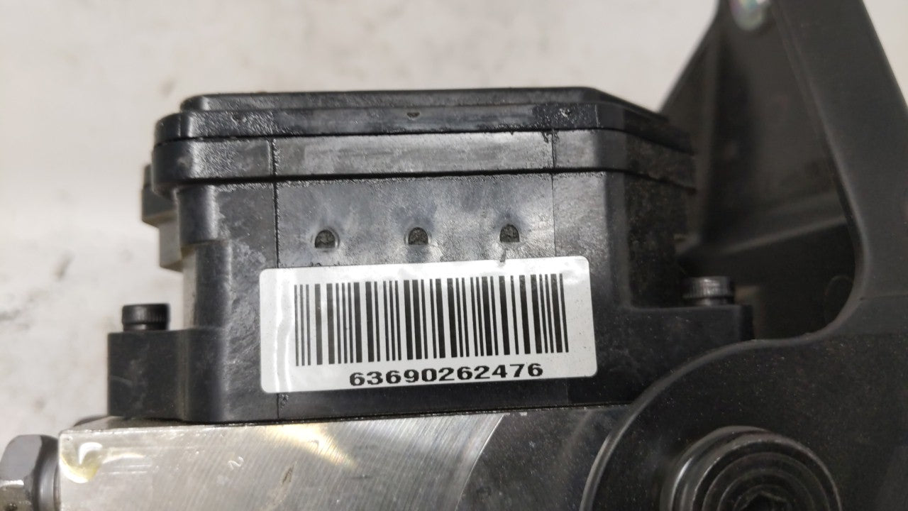 2017-2018 Chevrolet Trax ABS Pump Control Module Replacement P/N:42643519 Fits Fits 2017 2018 2019 OEM Used Auto Parts - Oem