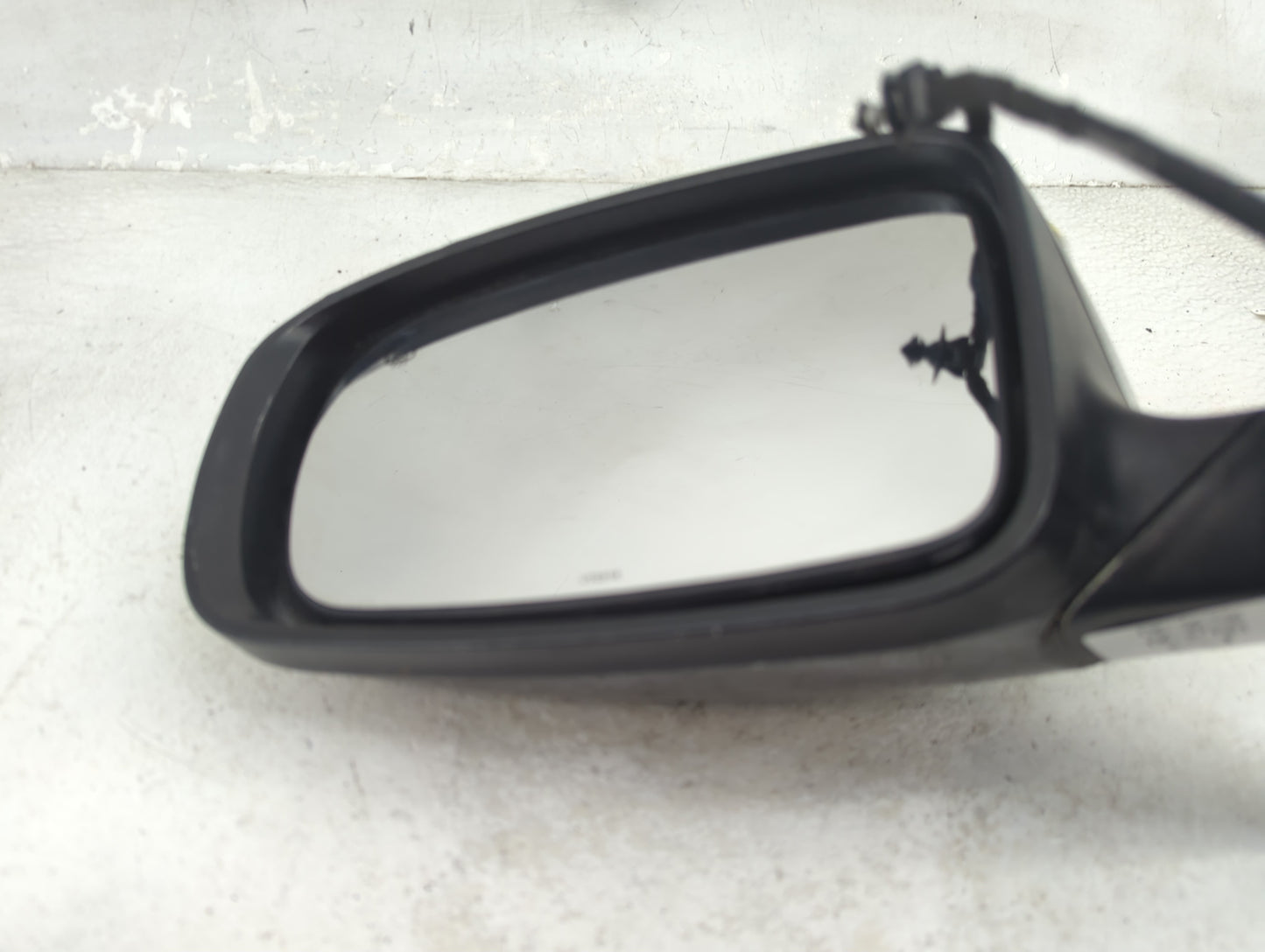2015-2022 Chrysler 300 Driver Side View Mirror - Left Door Mirror OEM Used - Oemusedautoparts1.com