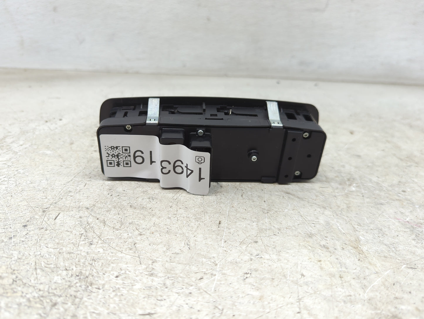 2015-2019 Chrysler 300 Master Power Window Switch Replacement Driver Side Left P/N:68262253AC 10123689 Fits OEM Used Auto Pa
