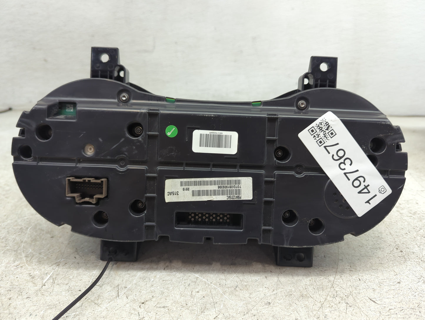 2018 Chrysler 300 Instrument Cluster Speedometer Gauges P/N:A2C93176802 A2C90570700, A2C90570901, P68A0225AC Miles: Fits OEM
