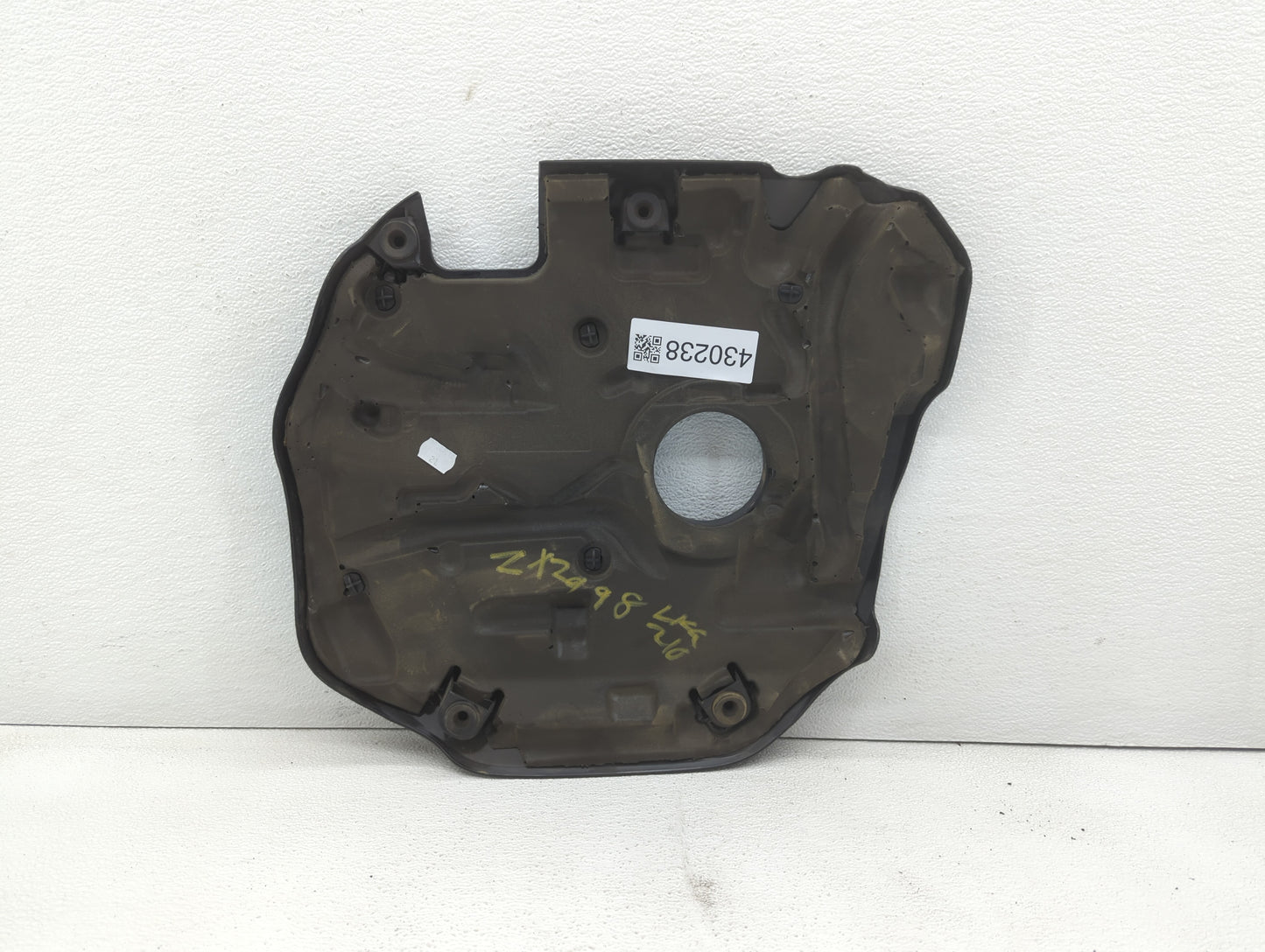 2019 Chrysler Town & Country Engine Cover - Oemusedautoparts1.com