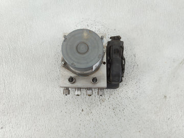 2019 Dodge Caravan ABS Pump Control Module Replacement P/N:P68443867AA Fits Fits 2015 2016 2017 2018 2020 OEM Used Auto Parts