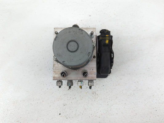 2019 Dodge Caravan ABS Pump Control Module Replacement P/N:68183803AC P68183803AC, 68443867AA Fits Fits 2015 2016 2017 2018 OEM Used Auto Parts