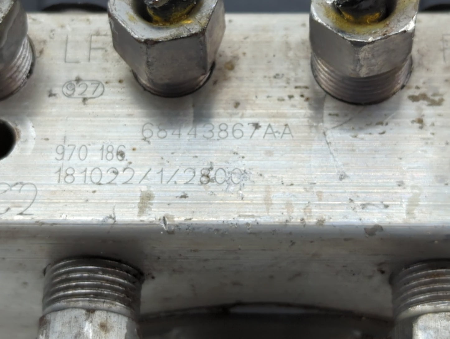 2019 Dodge Caravan ABS Pump Control Module Replacement P/N:68443867AA P68183803AD, 68183803AD Fits Fits 2015 2016 2017 2018