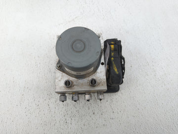 2019 Dodge Caravan ABS Pump Control Module Replacement P/N:P68443867AA Fits Fits 2015 2016 2017 2018 2020 OEM Used Auto Parts