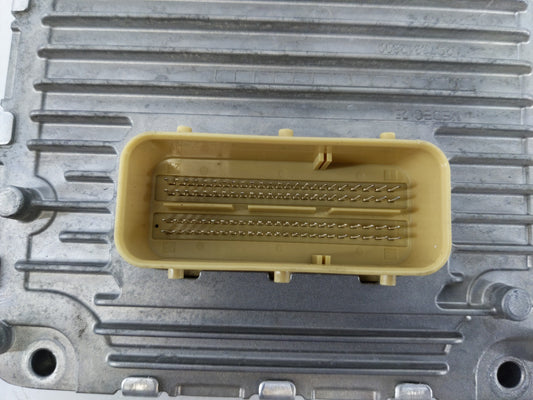 2018-2019 Dodge Challenger PCM Engine Control Computer ECU ECM PCU OEM P/N:P68330904AA P68353048AC Fits Fits 2018 2019 OEM Used Auto Parts