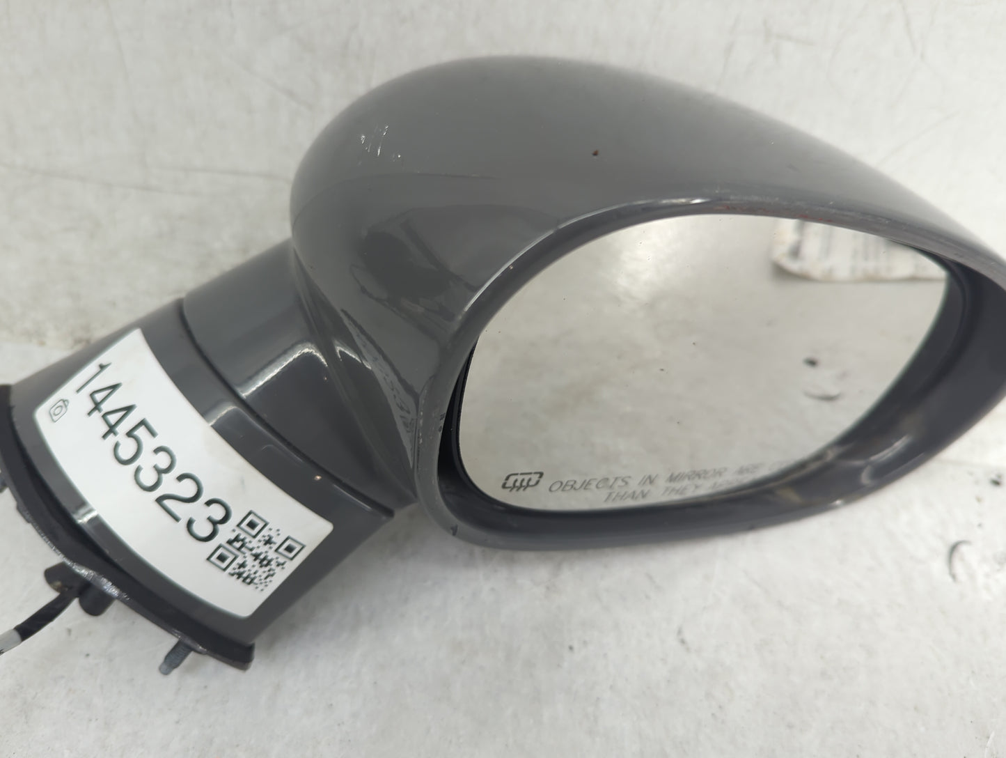 2015-2019 Dodge Challenger Passenger Side View Mirror - Right Door Mirror OEM Used - Oemusedautoparts1.com