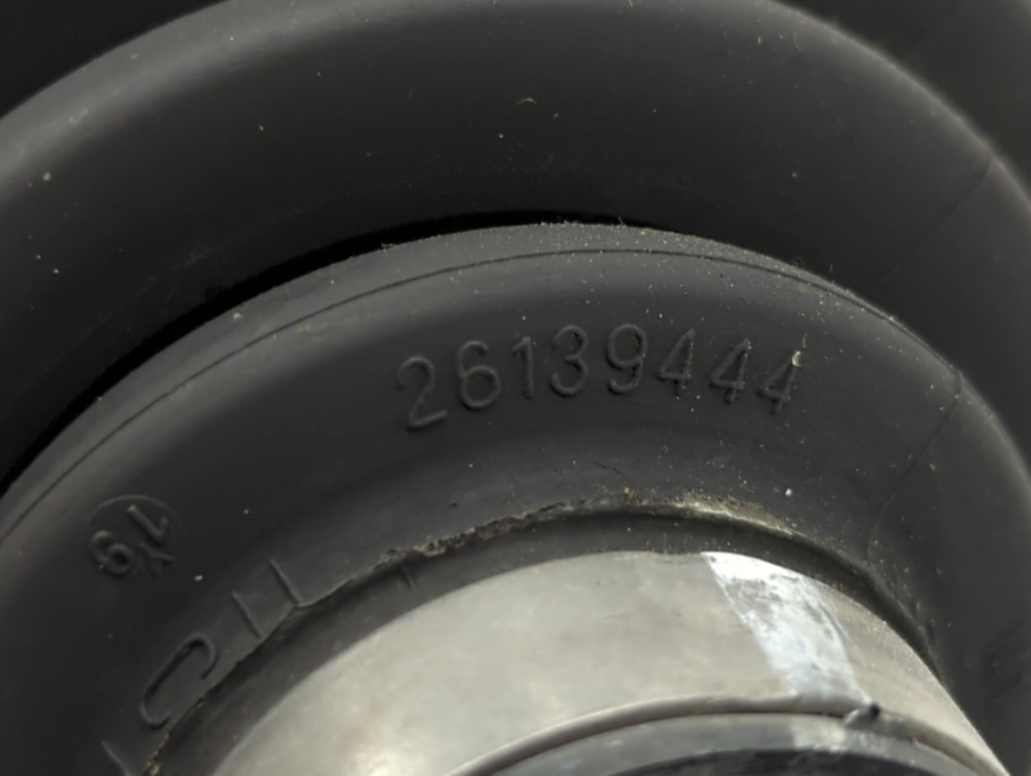 2015-2020 Dodge Challenger Axle Shaft Rear Passenger Cv C/v - Oemusedautoparts1.com