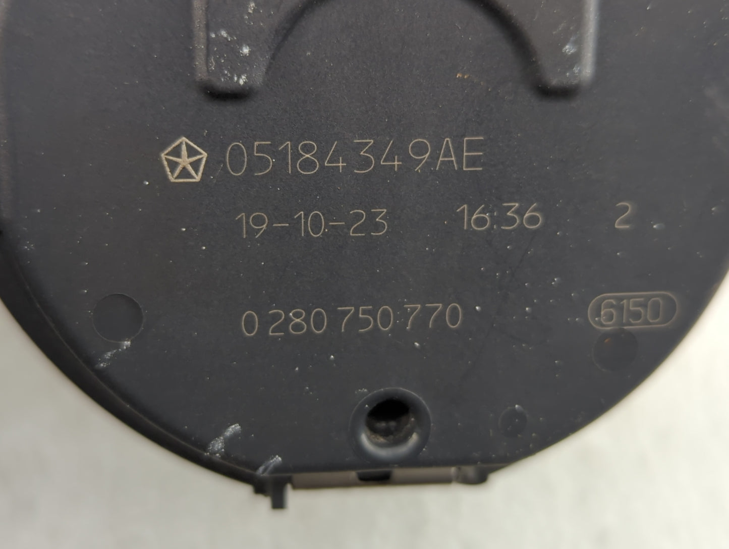 2011-2022 Dodge Charger Throttle Body P/N:05184349AE 05184349AC Fits OEM Used Auto Parts - Oemusedautoparts1.com