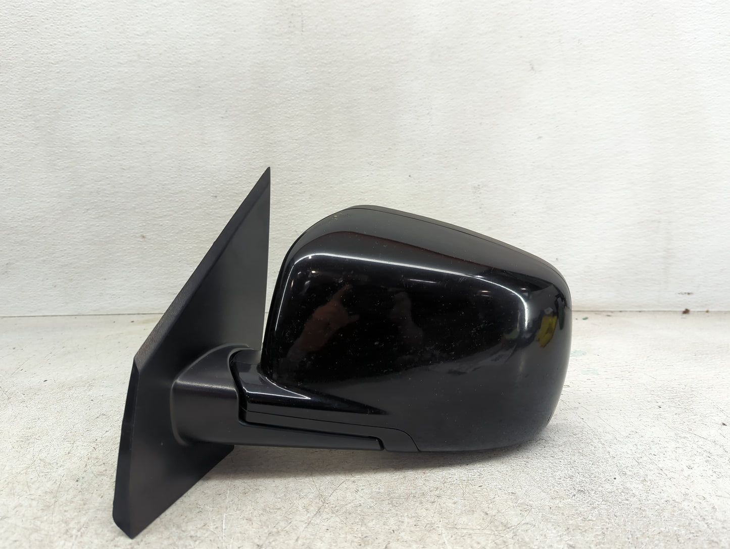 2019 Dodge Journey Driver Side View Mirror - Left Door Mirror OEM Used - Oemusedautoparts1.com