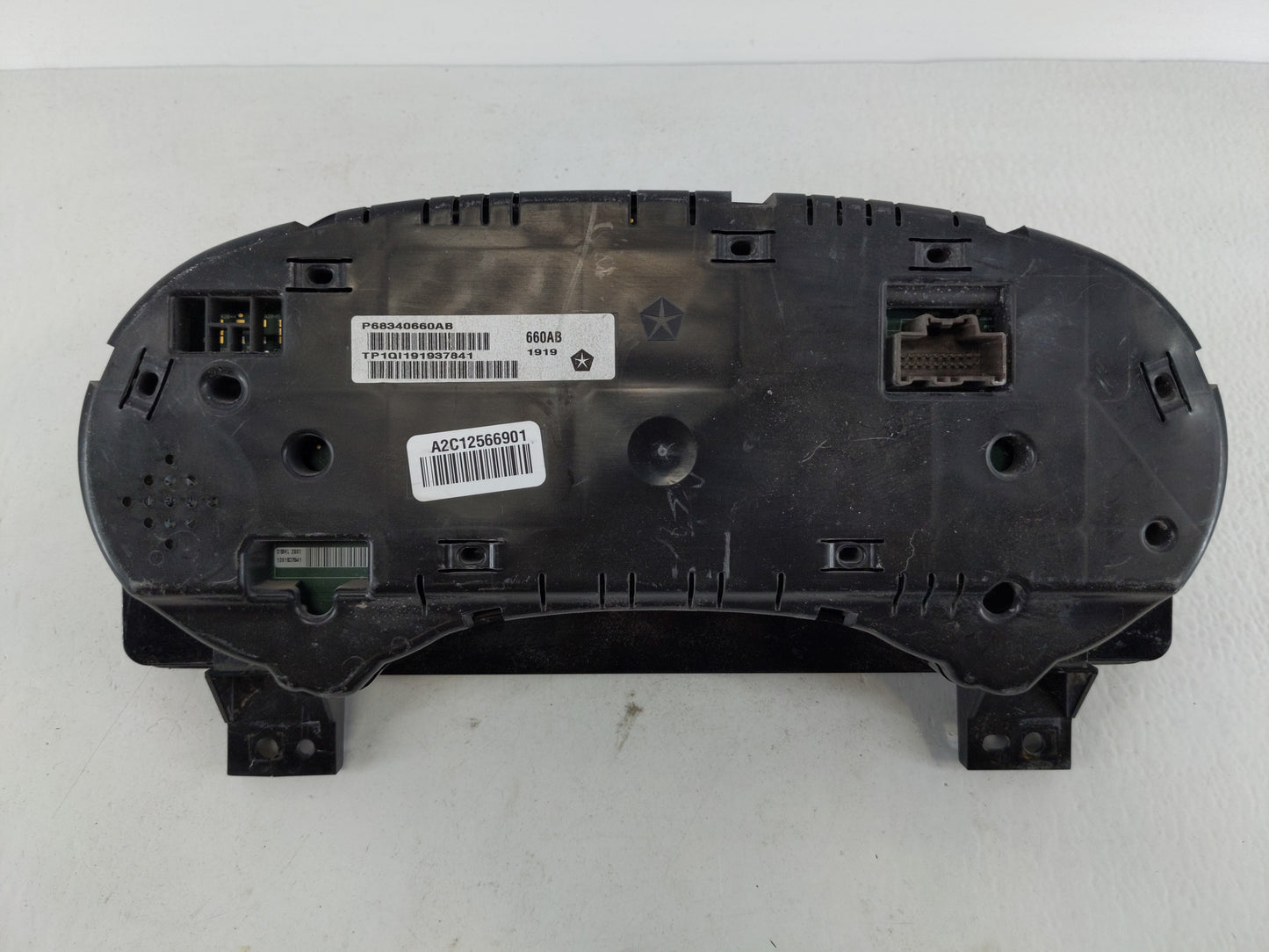 2019 Dodge Ram 1500 Instrument Cluster Speedometer Gauges P/N:P68340660AB Fits Fits 2018 OEM Used Auto Parts - Oemusedautopa