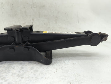 2019 Dodge Ram 1500 Spare Scissor Car Jack