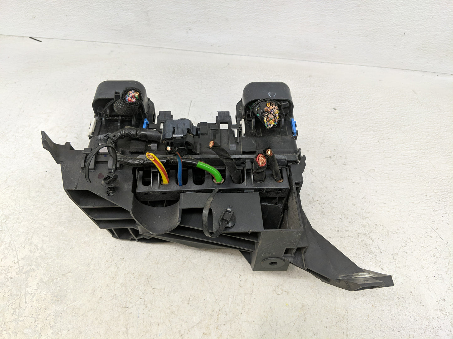2019-2020 Ford Edge Fusebox Fuse Box Panel Relay Module Fits Fits 2019 2020 OEM Used Auto Parts - Oemusedautoparts1.com