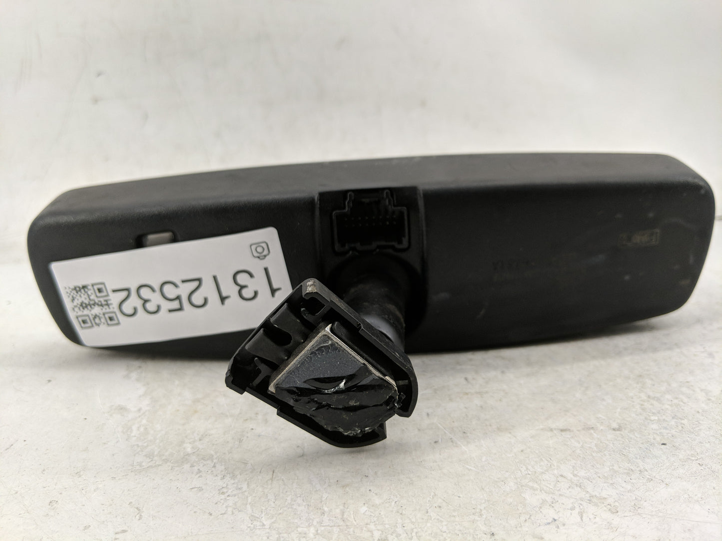 2019-2020 Ford Edge Interior Rear View Mirror Replacement OEM P/N:BU5A 17E678 LA Fits Fits 2019 2020 OEM Used Auto Parts - O