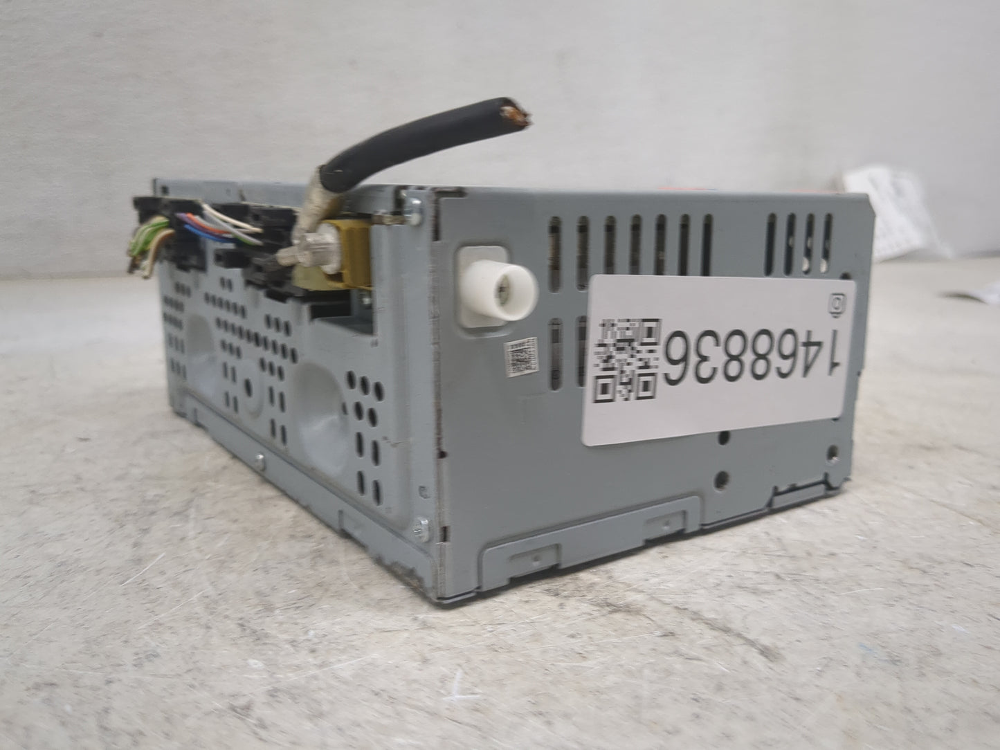 2019 Ford Edge Radio AM FM Cd Player Receiver Replacement P/N:KT4T-18D818-KB Fits OEM Used Auto Parts - Oemusedautoparts1.co