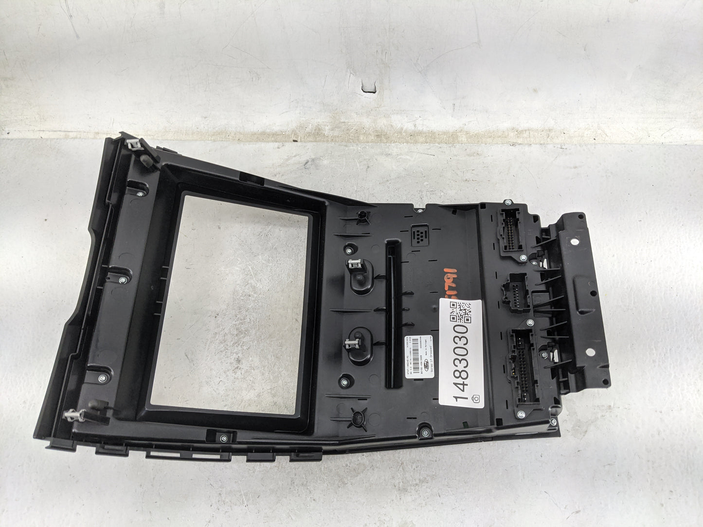 2019-2020 Ford Edge Radio Control Panel 1483030 - Oemusedautoparts1.com