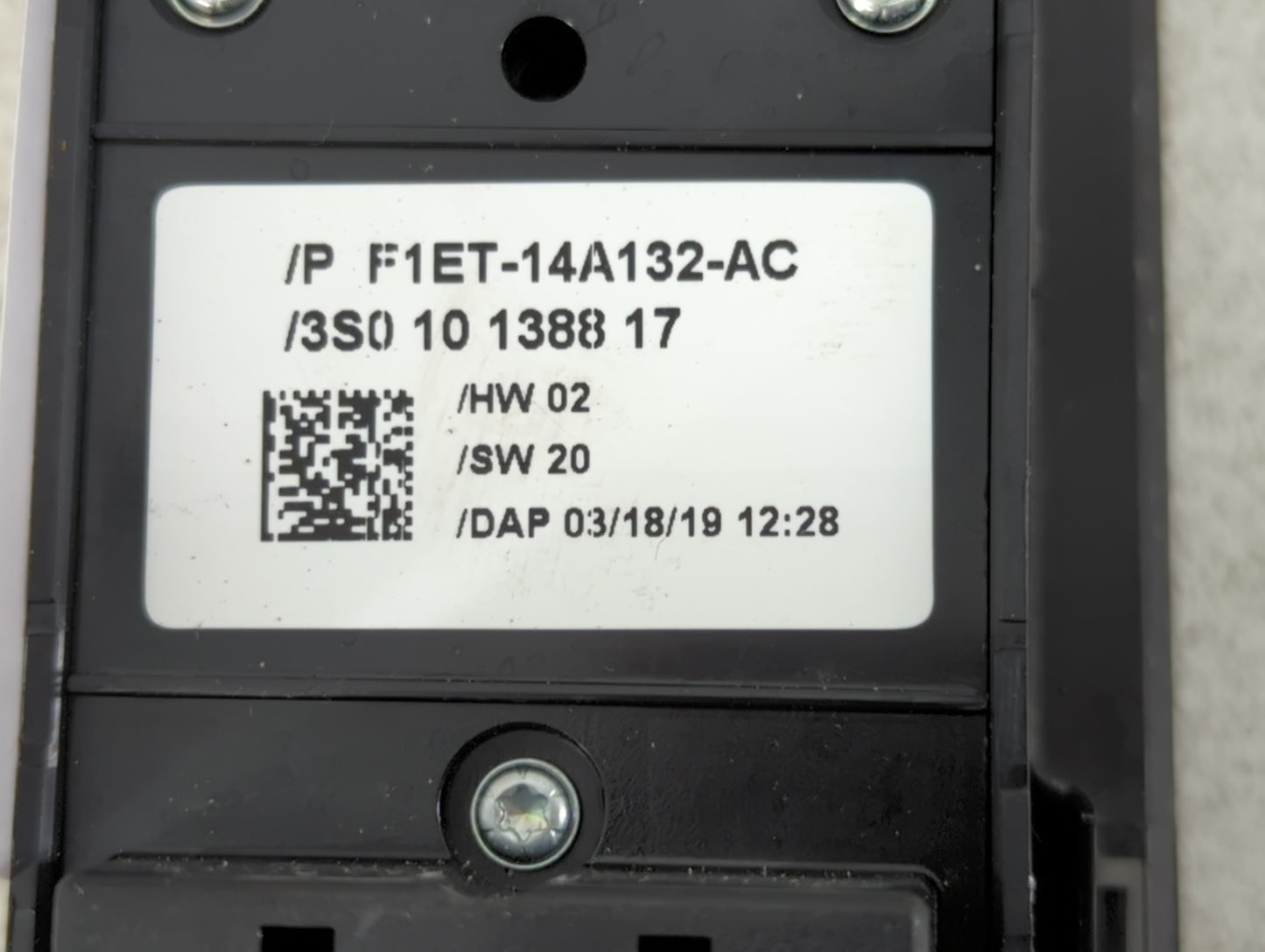 2017-2019 Ford Escape Master Power Window Switch Replacement Driver Side Left P/N:F1ET-14A132-AC Fits OEM Used Auto Parts -