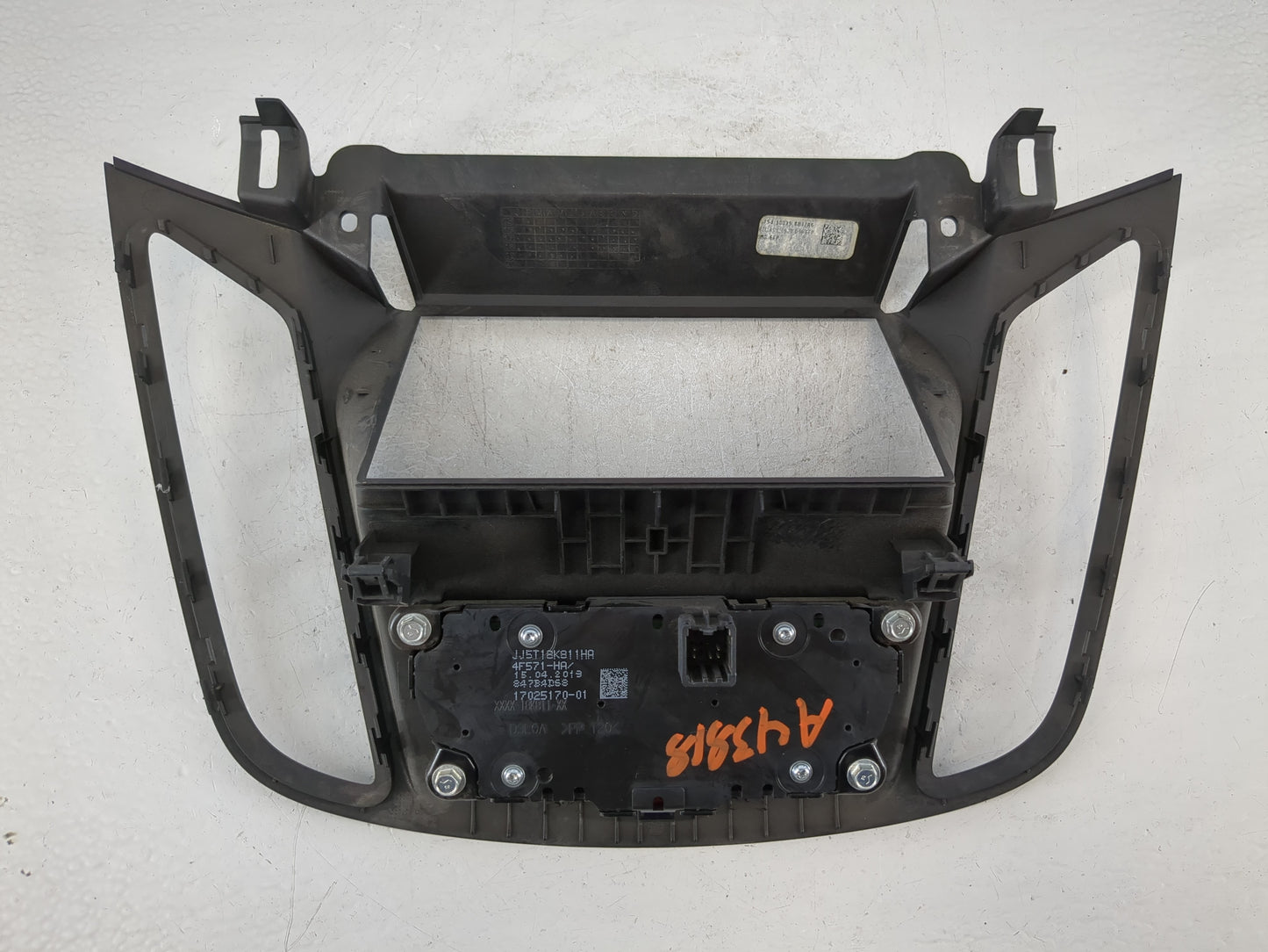 2017-2019 Ford Escape Radio AM FM Cd Player Receiver Replacement P/N:JJ5T 18K811 HA Fits Fits 2017 2018 2019 OEM Used Auto P