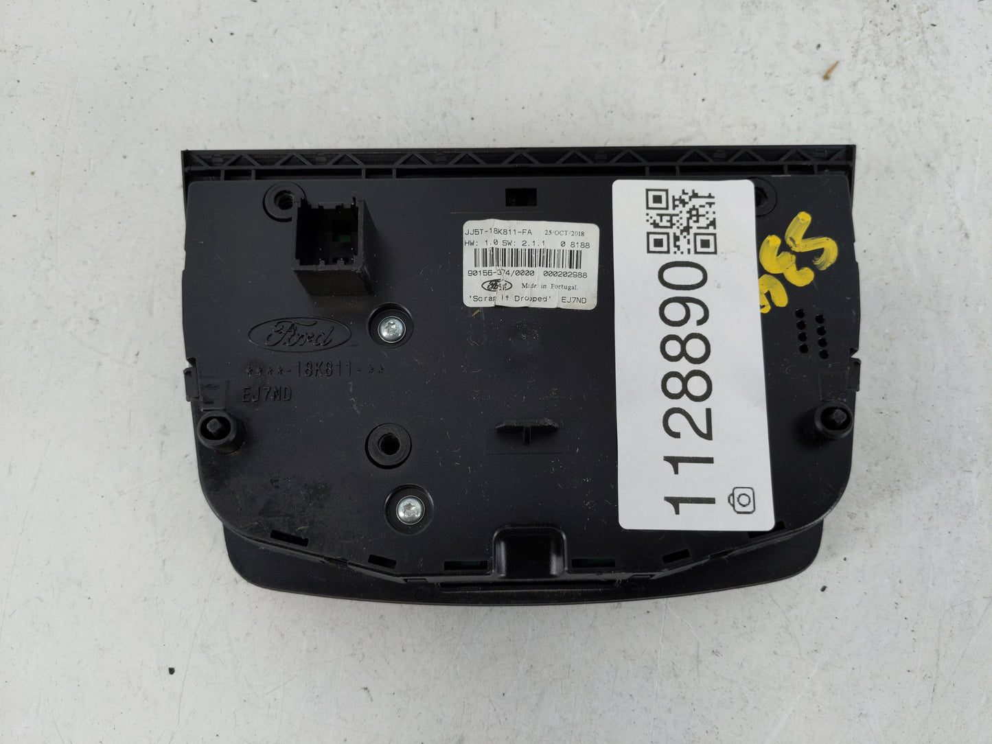 2017-2019 Ford Escape Radio AM FM Cd Player Receiver Replacement P/N:JJ5T-18K811-FA Fits Fits 2017 2018 2019 OEM Used Auto P