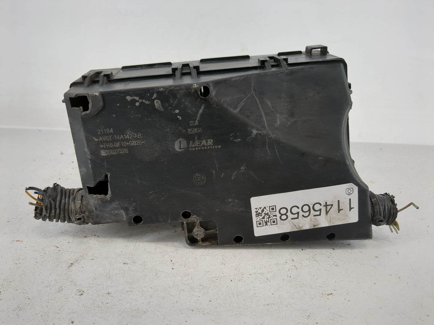 2019 Ford Escape Fusebox Fuse Box Panel Relay Module P/N:AV6T-14A142-AB Fits OEM Used Auto Parts - Oemusedautoparts1.com