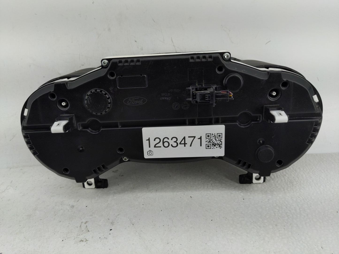 2019 Ford Escape Instrument Cluster Speedometer Gauges Fits OEM Used Auto Parts - Oemusedautoparts1.com